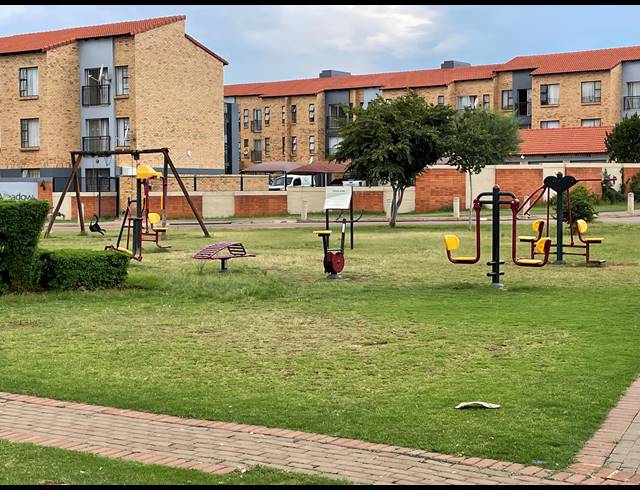 1 BEDROOM APARTMENT FOR SALE IN THE ORCHARDS